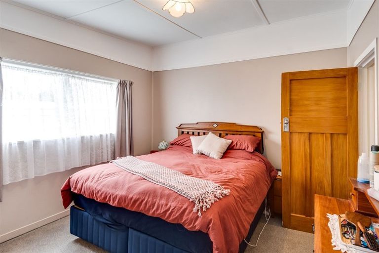 Photo of property in 24 Pourerere Road, Waipawa, 4271