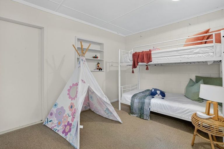 Photo of property in 73 Willjames Avenue, Algies Bay, Warkworth, 0920