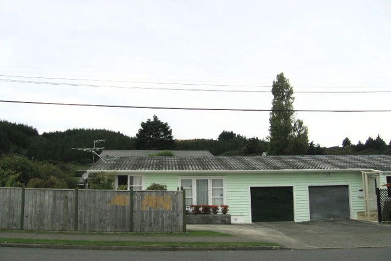 Photo of property in 2f1- Norana Road, Maoribank, Upper Hutt, 5018