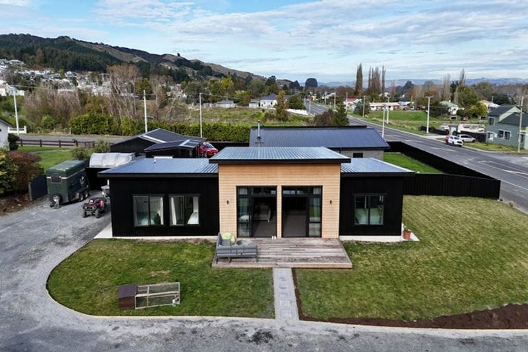 Photo of property in 86 Eddystone Street, Kaitangata, 9210