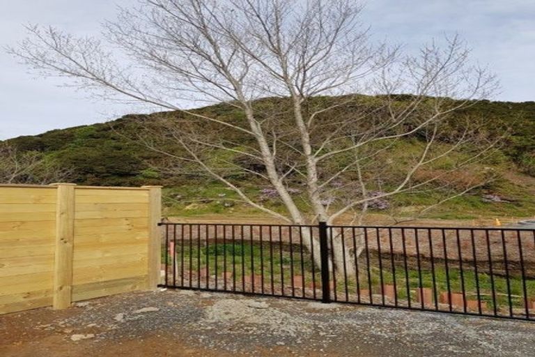 Photo of property in 64 Tradewinds Drive, Whitby, Porirua, 5024