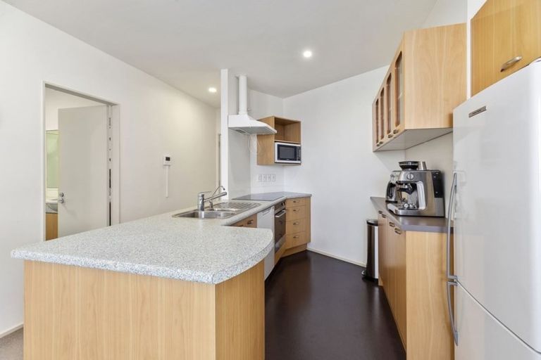 Photo of property in Hume House, 31/152u The Terrace, Wellington Central, Wellington, 6011