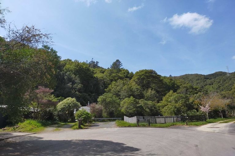 Photo of property in 97 Tawhai Street, Stokes Valley, Lower Hutt, 5019