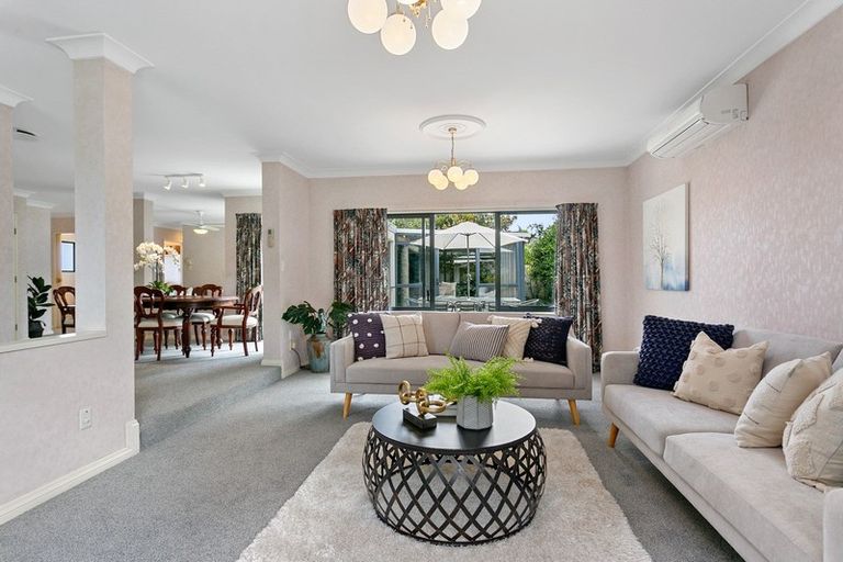 Photo of property in 12 Hall Street, Cambridge, 3434