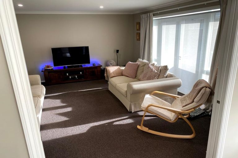 Photo of property in 24 Macphail Avenue, Rangiora, 7400