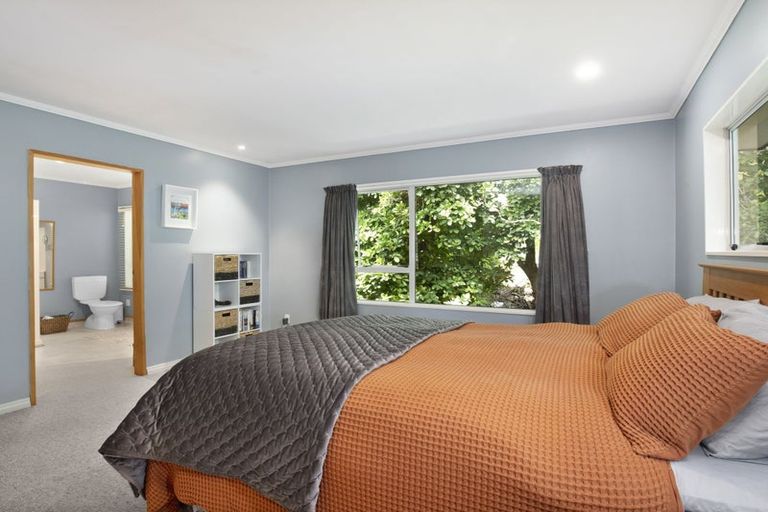 Photo of property in 23 Renown Road, Raumati South, Paraparaumu, 5032