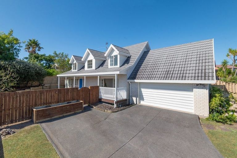 Photo of property in 53 Fitzwilliam Drive, Torbay, Auckland, 0630