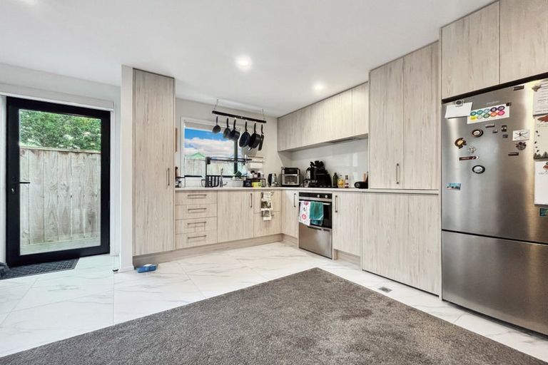 Photo of property in 6/10 Biddle Crescent, Taita, Lower Hutt, 5011