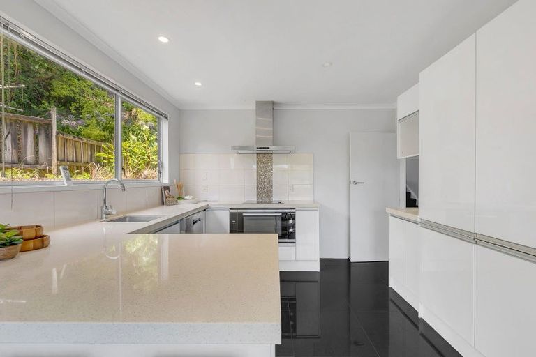 Photo of property in 3 Brora Crescent, Papakowhai, Porirua, 5024