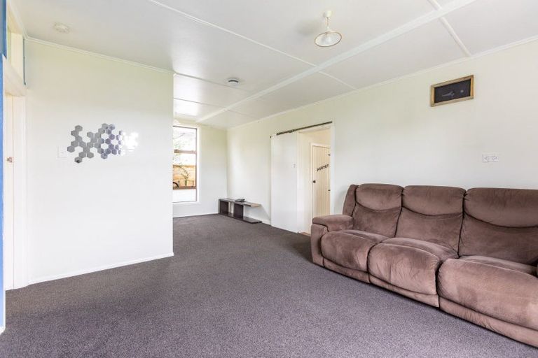Photo of property in 12 Ormond Street, Woodville, 4920