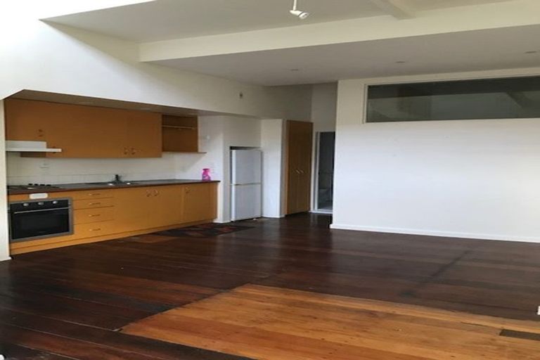 Photo of property in Hopper Street Apartments, 11/20u Hopper Street, Mount Cook, Wellington, 6011