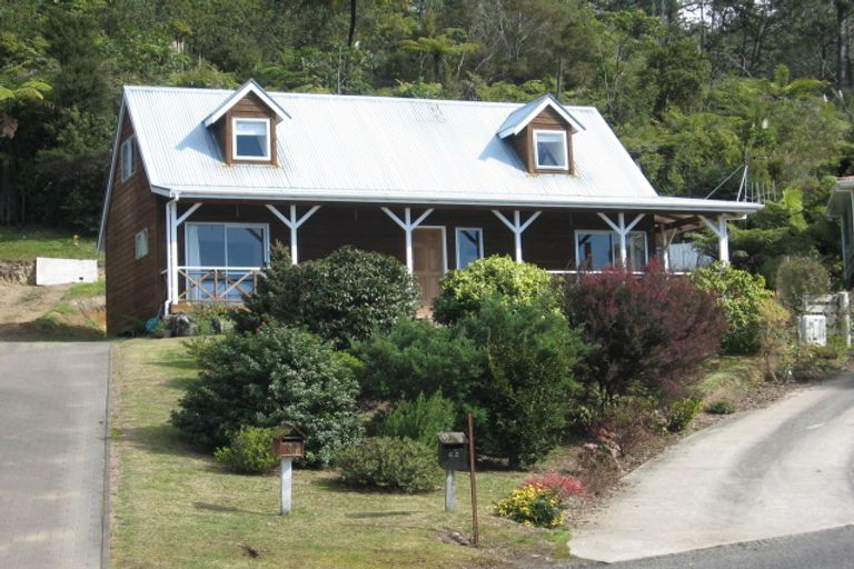 Photo of property in 60 Pepe Road, Tairua, 3508