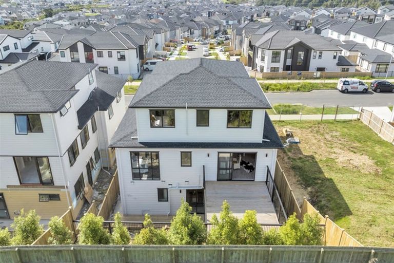 Photo of property in 29 Elevation Street, Flat Bush, Auckland, 2019