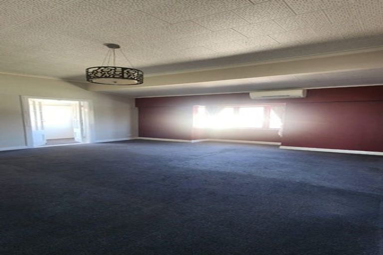Photo of property in 308 Massey Road, Mangere East, Auckland, 2024