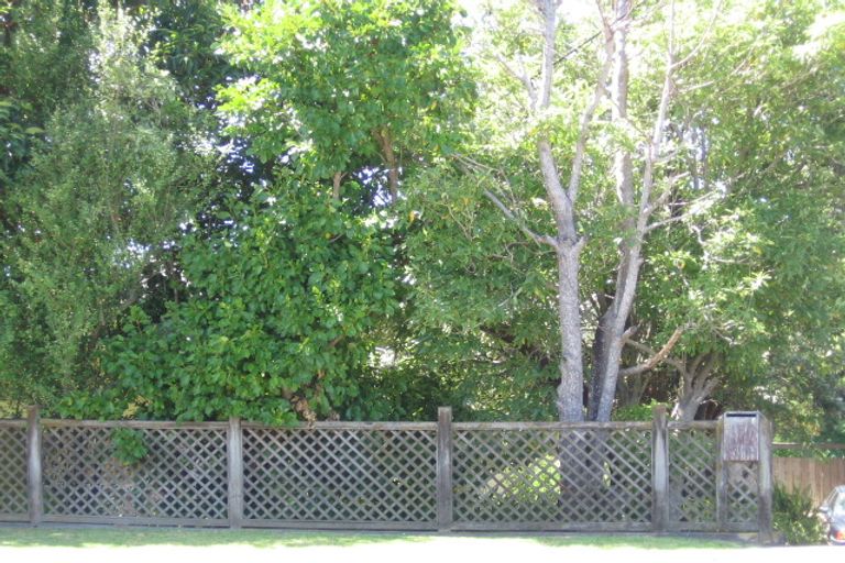 Photo of property in 209 Rangatira Road, Beach Haven, Auckland, 0626