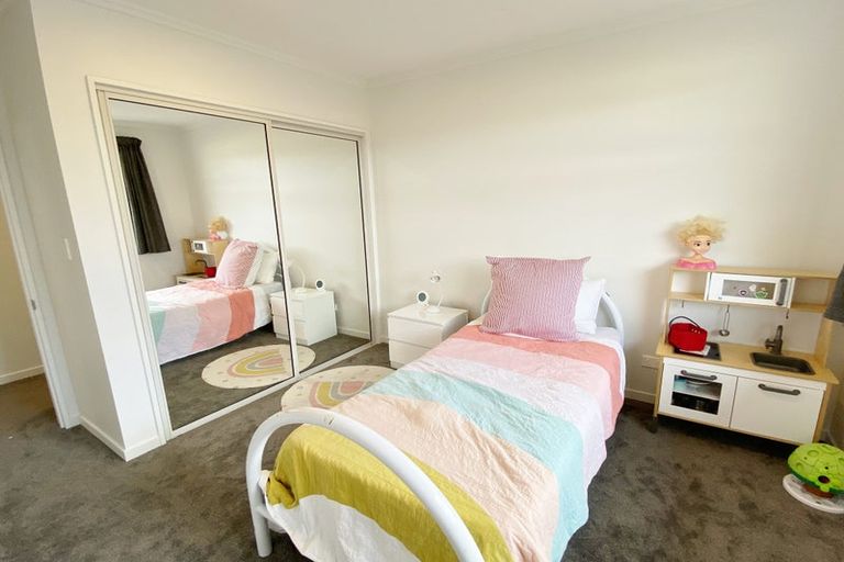 Photo of property in 192 Faringdon Boulevard, Rolleston, 7615