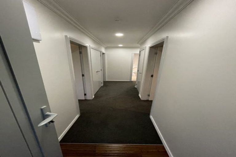 Photo of property in 33 Dominion Park Street, Johnsonville, Wellington, 6037