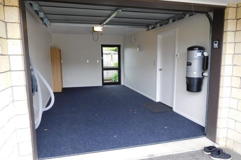 Photo of property in 8 Isobel Hodgson Drive, Cambridge, 3434