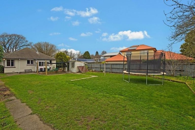 Photo of property in 322 Halswell Road, Halswell, Christchurch, 8025