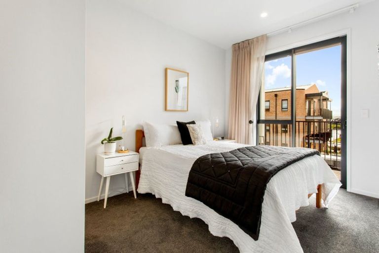 Photo of property in 114/81 Mapou Road, Hobsonville, Auckland, 0616