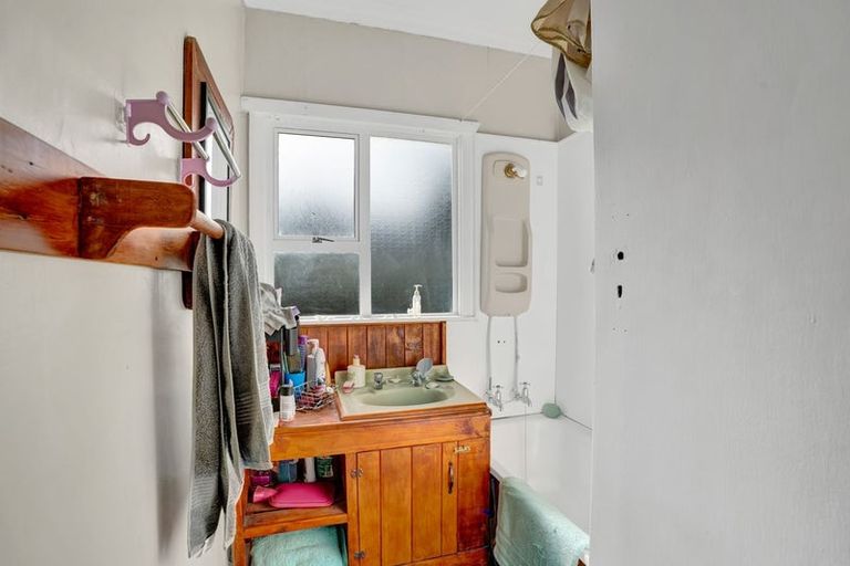 Photo of property in 5 Turuturu Road, Hawera, 4610