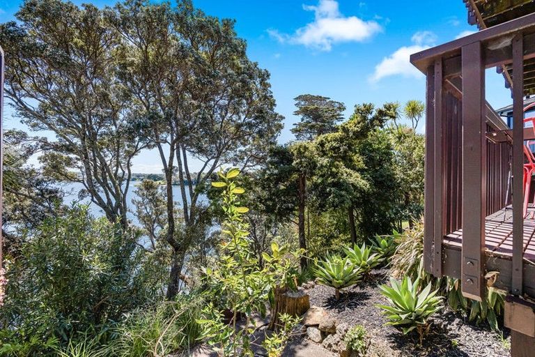 Photo of property in 278 Hurstmere Road, Takapuna, Auckland, 0622