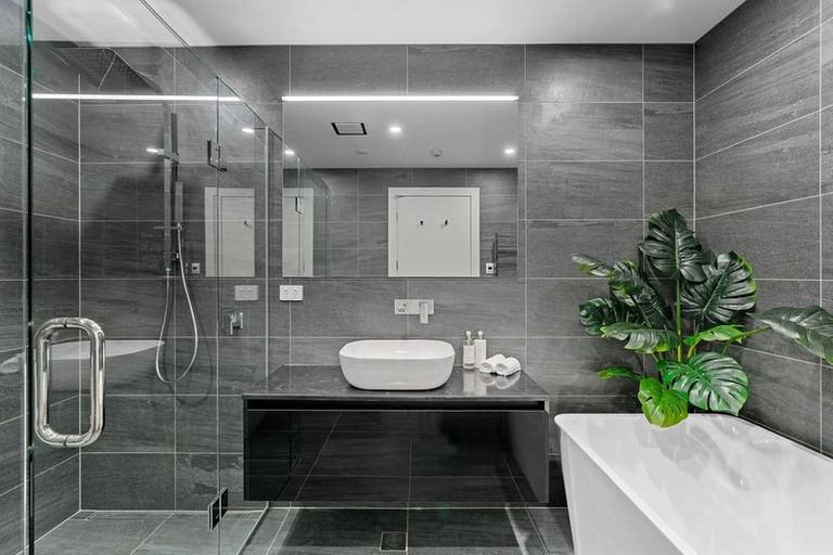 Photo of property in 21 Marina Terrace, Kinloch, Taupo, 3377