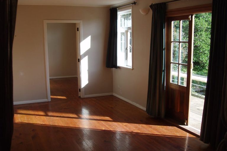 Photo of property in 62 Thompson Street, Mount Cook, Wellington, 6011