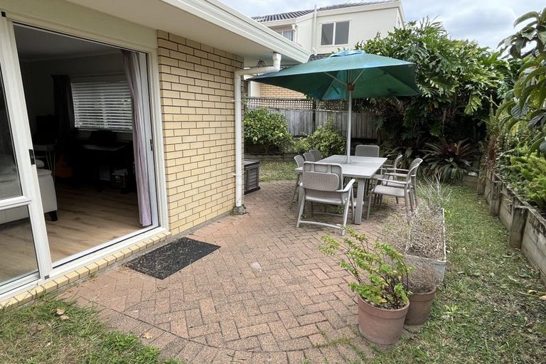 Photo of property in 5b Thurston Place, Bucklands Beach, Auckland, 2012