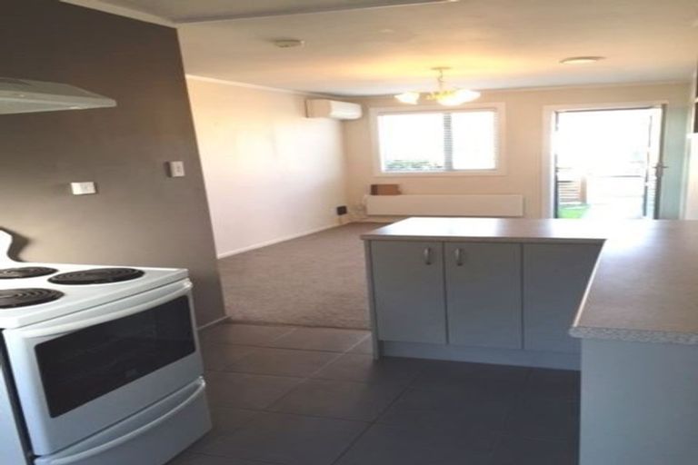 Photo of property in 3/22 Holly Road, St Albans, Christchurch, 8014