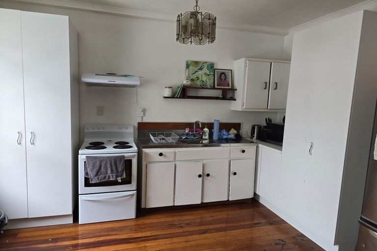 Photo of property in 142 Riddiford Street, Newtown, Wellington, 6021
