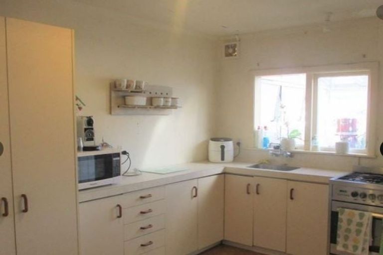 Photo of property in 40a Avalon Crescent, Avalon, Lower Hutt, 5011