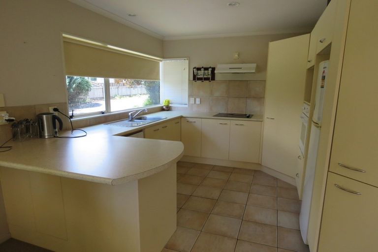 Photo of property in 8a Sandspit Road, Waiuku, 2123