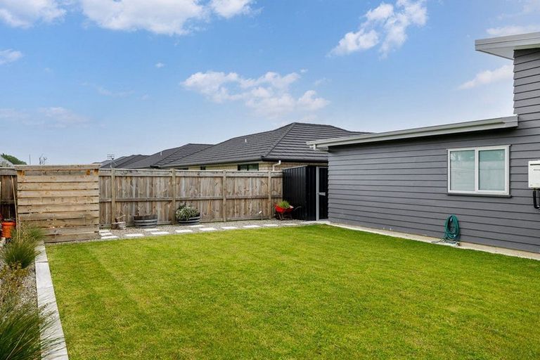 Photo of property in 58 Freedom Drive, Kelvin Grove, Palmerston North, 4414