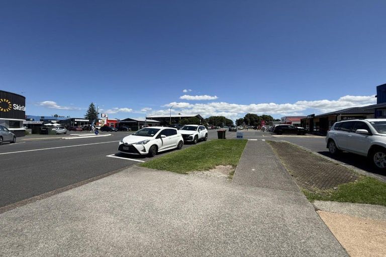 Photo of property in 33a Florence Avenue, Orewa, 0931