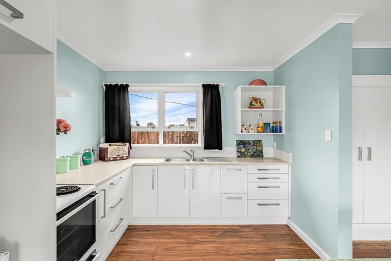 Photo of property in 31 Matai Street, Castlecliff, Whanganui, 4501