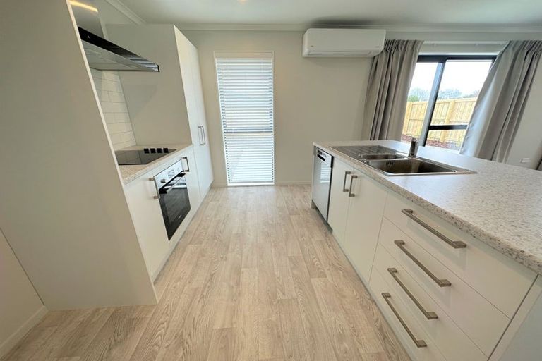 Photo of property in 19 Salkeld Place, Woodend, 7610