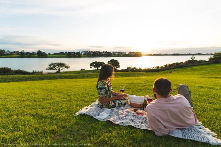 Photo of property in 27 Severina Drive, Karaka, Papakura, 2580