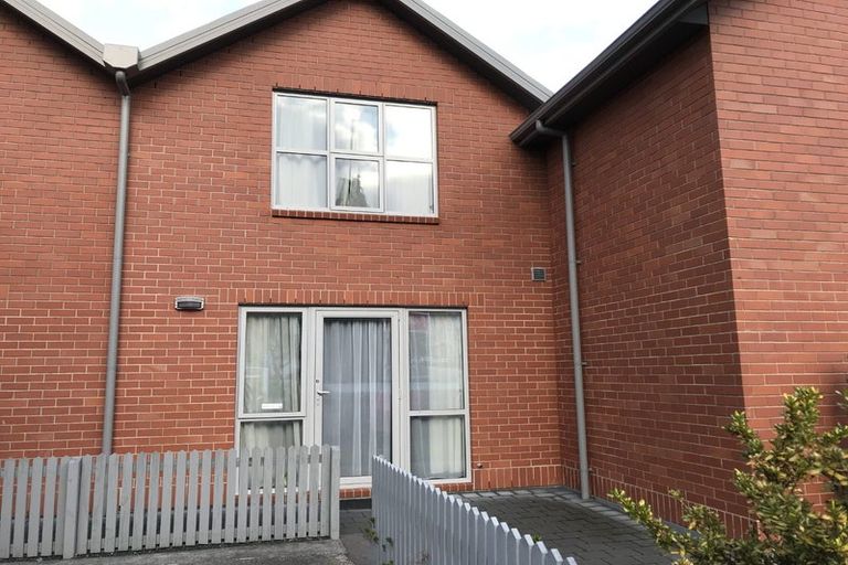 Photo of property in 2b Saint David Street, North Dunedin, Dunedin, 9016