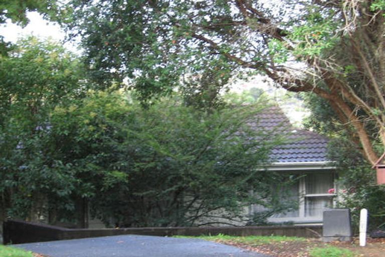 Photo of property in 10 Chrome Place, Henderson, Auckland, 0612