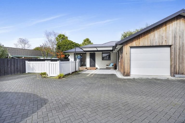 Photo of property in 32u3 Rutherford Street, Chedworth, Hamilton, 3210