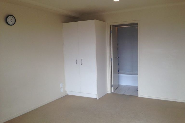 Photo of property in 14h/18 Ronwood Avenue, Manukau, Auckland, 2104