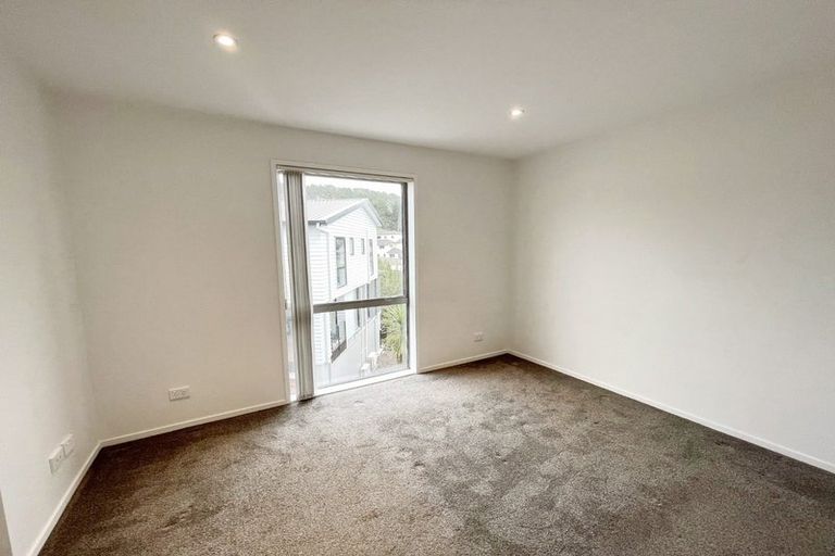 Photo of property in 20/10 Silver Moon Road, Albany Heights, Auckland, 0632