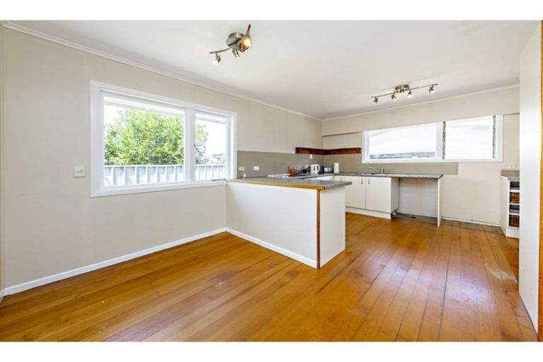 Photo of property in 43a Carruth Road, Papatoetoe, Auckland, 2025
