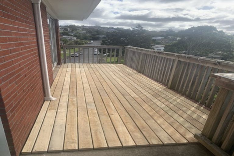 Photo of property in 1/93 Moore Street, Hillcrest, Auckland, 0627