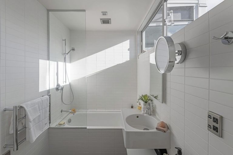 Photo of property in Cubana Apartments, 14/158u Cuba Street, Te Aro, Wellington, 6011