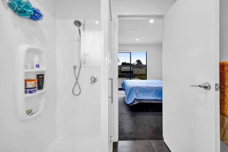 Photo of property in 1 Macbeth Street, Stratford, 4332