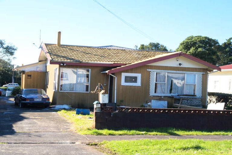 Photo of property in 2/40 Rosella Road, Mangere East, Auckland, 2024