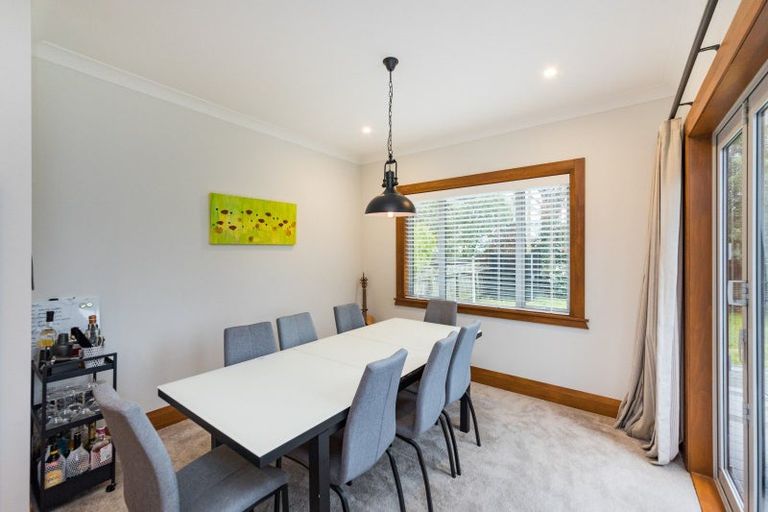 Photo of property in 31 Manapouri Crescent, Hokowhitu, Palmerston North, 4410