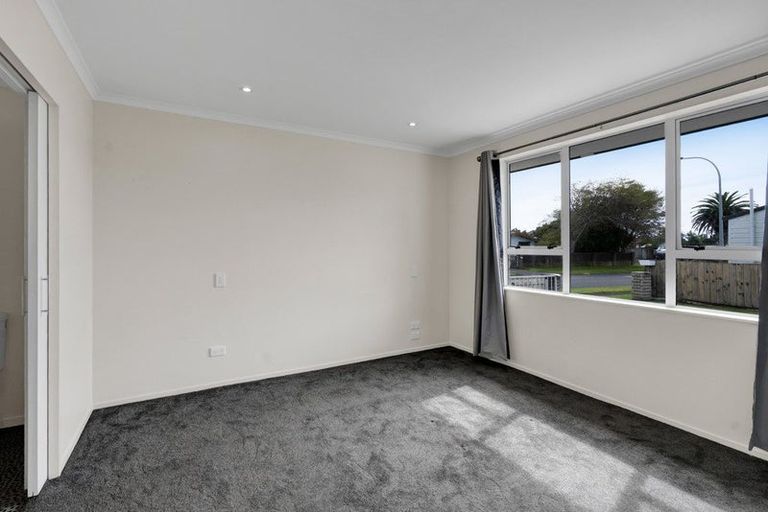 Photo of property in 25 Silvan Place, Bell Block, New Plymouth, 4312